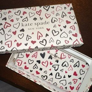 *BRAND NEW* Kate Spade Staci boxed large continental heart wallet